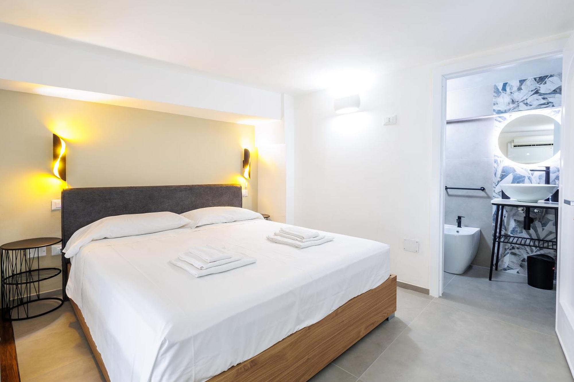 Goodstay Corte Regina Suite Лечче Экстерьер фото